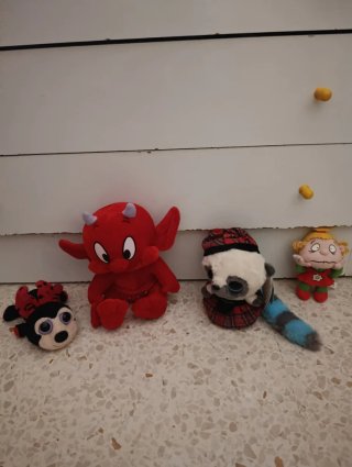 Lote peluches varios.