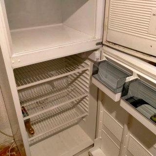 Frigorífico blanco CARMA, en muy buen estado