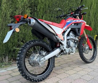 Honda CRF 300 L impoluta.
