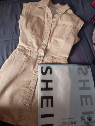 Vestido corto de mezclilla beige