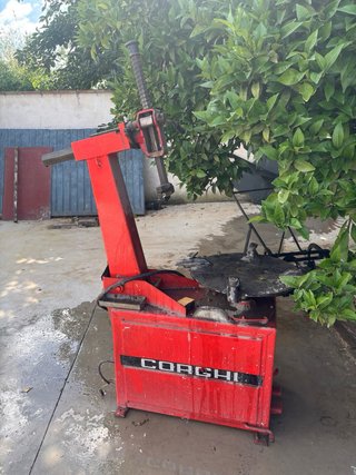 Desmontadora de ruedas profesional