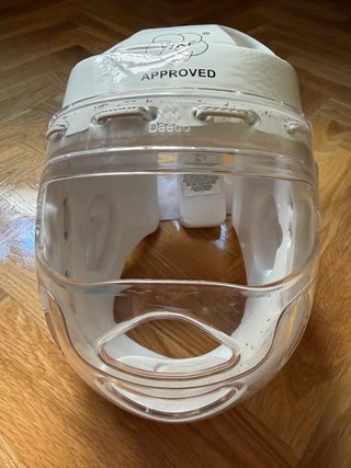 Casco Daedo WKF Talla S
