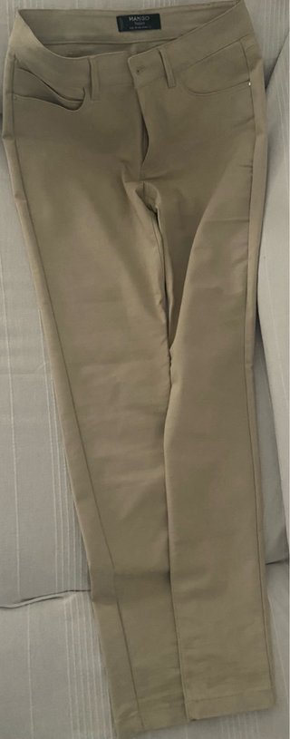 Pantalones pitillo beige Mango