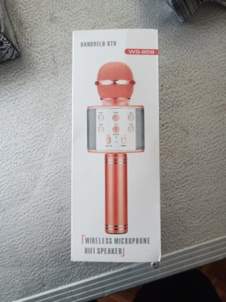 Micrófono de karaoke inalámbrico + regalo
