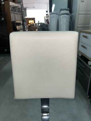 SILLA REGULABLE EN ALTURA