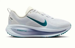Zapatillas bambas tenis Nike Vomero, talla 43