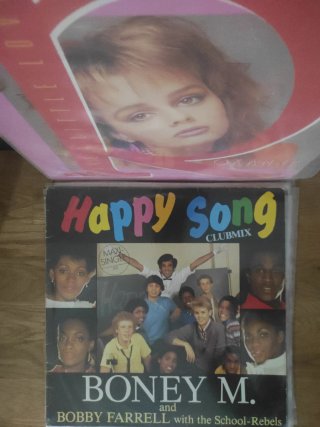 Maxi Single 4 x 24 euros