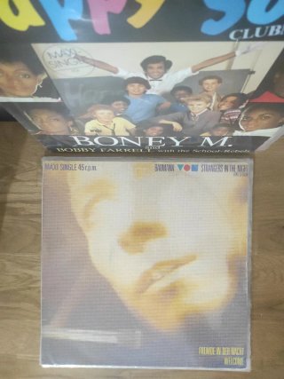 Maxi Single 4 x 24 euros