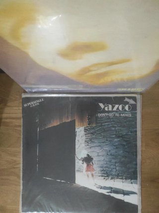 Maxi Single 4 x 24 euros