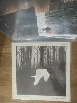 Maxi Single 4 x 24 euros