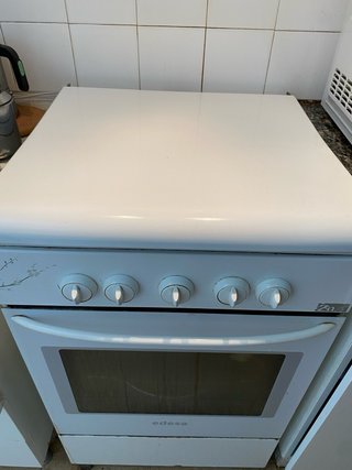 Cocina Edesa 4 fuegos y horno