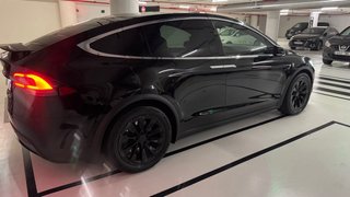 Tesla Model X con batería NUEVA