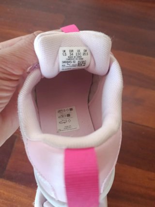 Zapatillas niña Puma rosa talla 34