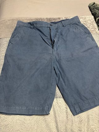 Lote 3 prendas Polo Guess  Desigual pantalon tucci
