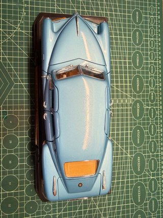 Maqueta Tucker Torpedo 1948 1:18