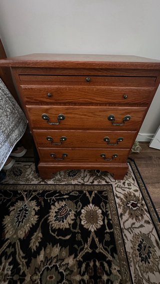 Dormitorio roble macizo americano — €750.