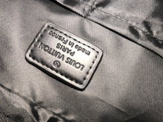 Bolso Louis Vuitton Negro con Monedero