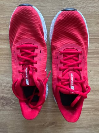 Zapatillas Nike Revolution Rojas Talla 42