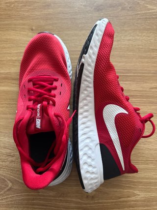 Zapatillas Nike Revolution Rojas Talla 42