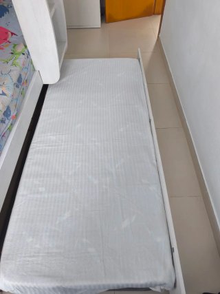 Litera triple madera