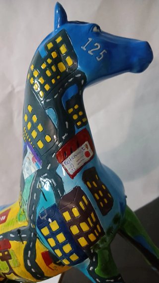 Colección Art In The City Figuras Decorativas