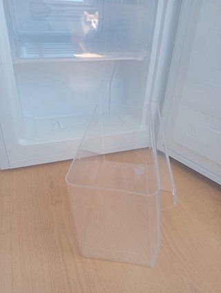 Congelador vertical OK 61L 3 cajones
