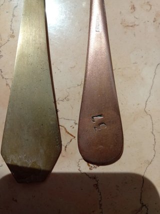 Set 4 pezzi: Cucchiaio e forchette vintage