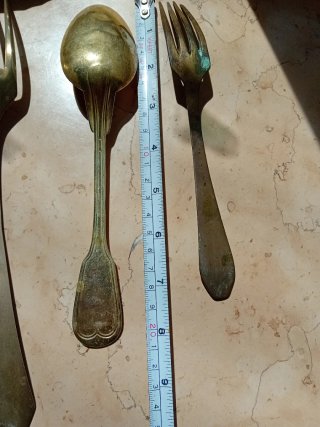 Set 4 pezzi: Cucchiaio e forchette vintage