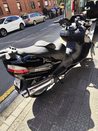 Suzuki Burgman 650 Executive - Piezas