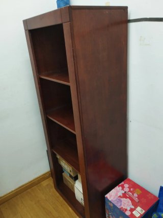 Estantería de madera teka