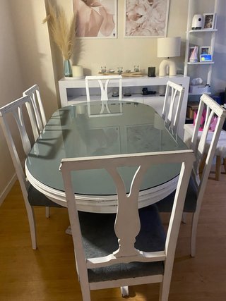 Mesa de comedor y 6 sillas