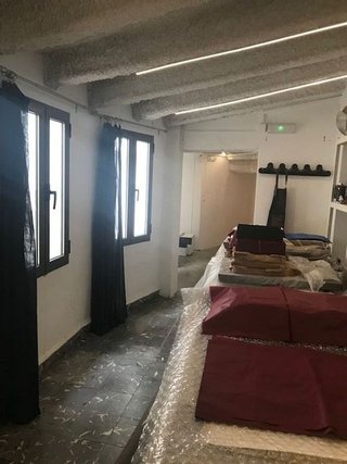 Local comercial en alquiler en La Roqueta en Valencia