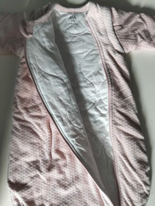 Saco dormir bebé rosa con estampado