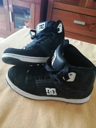 Zapatillas DC niño Altas Negras y Blancas