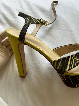 Sandalias Tacon Alto Verde Lima Talla 41