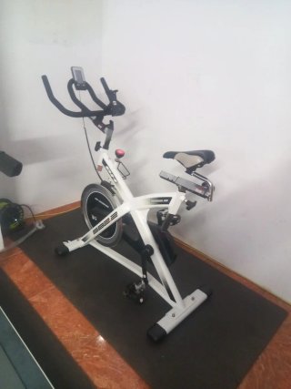 Pack Máquinas Gimnasio: Cinta y Bicicleta