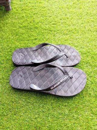 Sandalias Quiksilver Negras y Grises