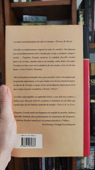 Pequeño, grande