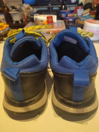 Zapatillas The North Face Azules y Negras