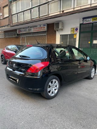 Peugeot 308 2009