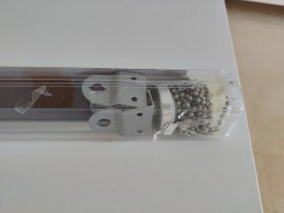 Estor de IKEA  Barra Cortina Burdeos