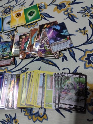 Lote 230 Pokémon y Dragon Ball  FantRiders Fornite