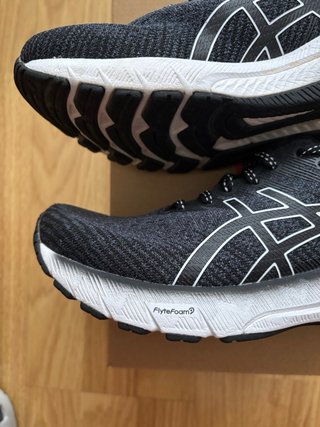 Zapatillas Asics GT-2000 10 Talla 36