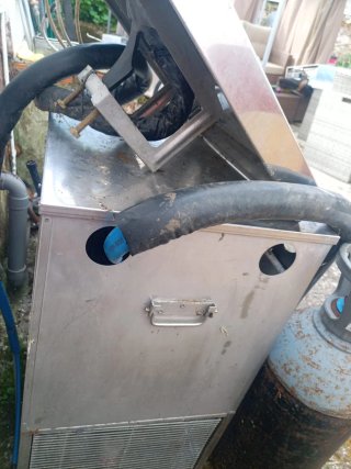 Grifo Cerveza con Enfriador y Botella Gas