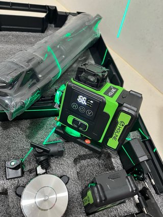 Nivel Láser HGLINE 2 baterias Autonivelante