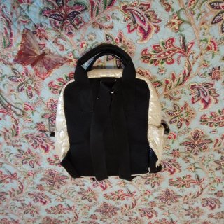 Original Mochila Parfois Crema y Negro