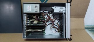 Chasis Industrial ICP Advantech Vintage Restaurado