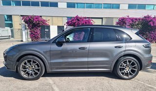 Porsche Cayenne E-Hybrid 462cv