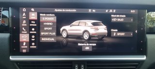 Porsche Cayenne E-Hybrid 462cv