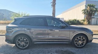 Porsche Cayenne E-Hybrid 462cv